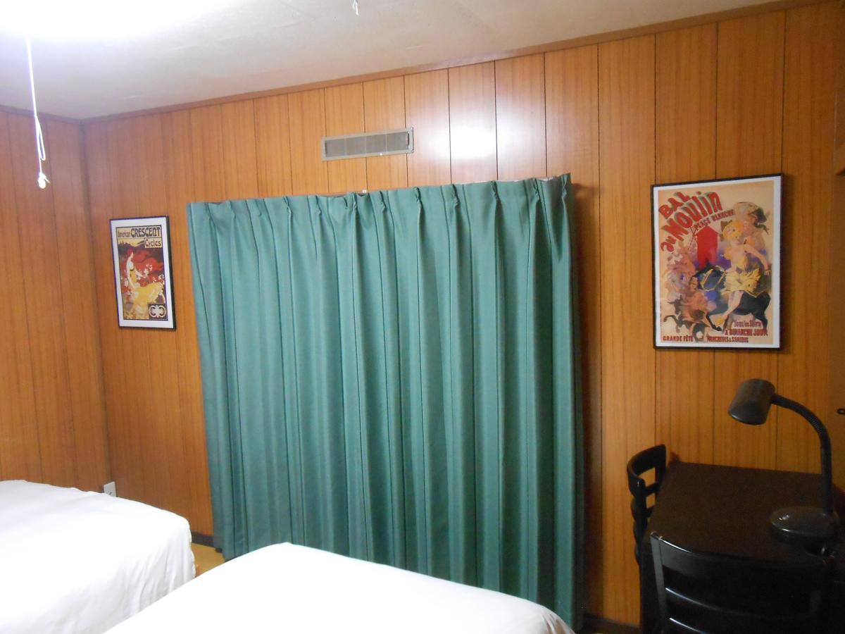Family Resort Apartment Funabashi Buitenkant foto