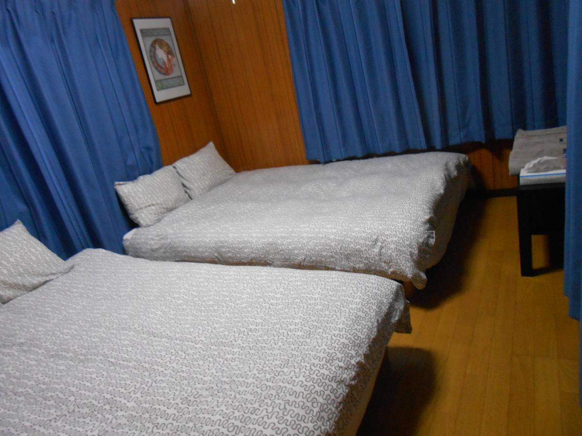 Family Resort Apartment Funabashi Buitenkant foto
